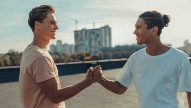 9 Cara Jitu Merubah Lawan Menjadi Kawan